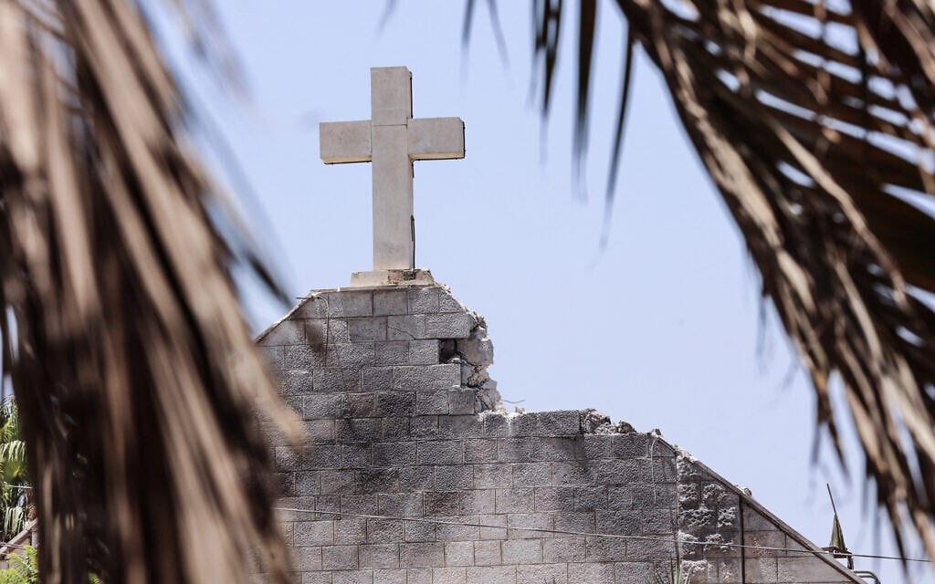 ഉമ്മാ, ഏതാ മൂഡ് എന്ന മകളുടെ ചോദ്യത്തിന്, പൊളിമൂഡ് എന്ന് ഉത്തരം പറഞ്ഞ നഫീസുമ്മയുടെ വീഡിയോ സോഷ്യൽ മീഡിയയിൽ കയറി കൊളുത്തുകയായിരുന്നു